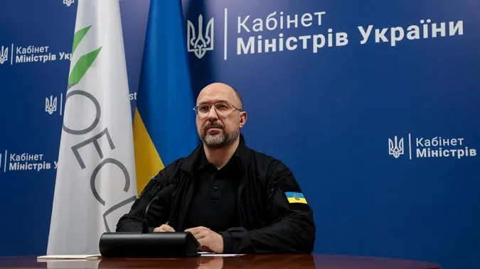 «Пенсії надалі будуть платитися вчасно», – Шмигаль