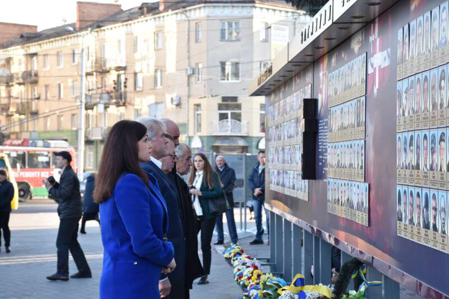 У Луцьку вшанували загиблих захисників (ФОТО)