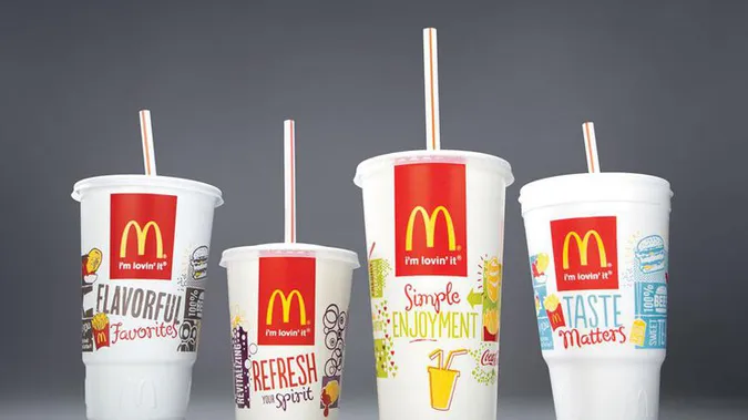 Український McDonald's відмовився від пластикових стаканів