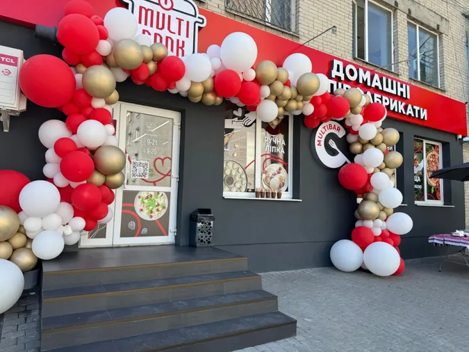 У Луцьку вперше з’явився магазин MULTI COOK з форматом MULTIBAR (фото)