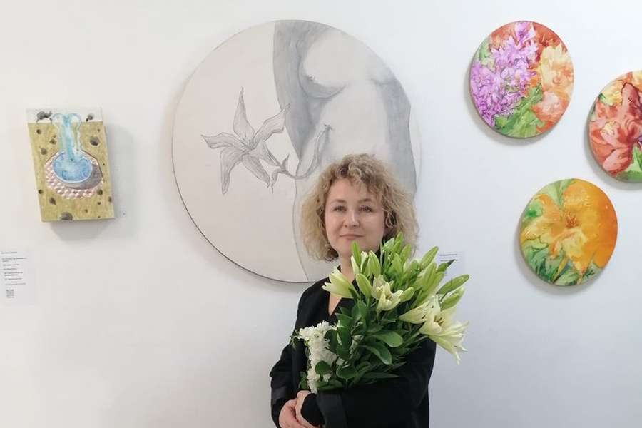 У Луцьку відкрилася виставка картин молодих художників у техніці левкасу (фото)