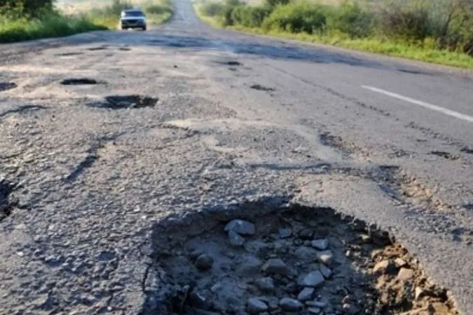 Українські водії виграють 70% судів проти Укравтодору