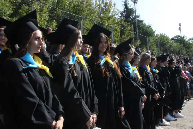 У Луцьку першокурсників ВНУ посвятили в студенти (фото)