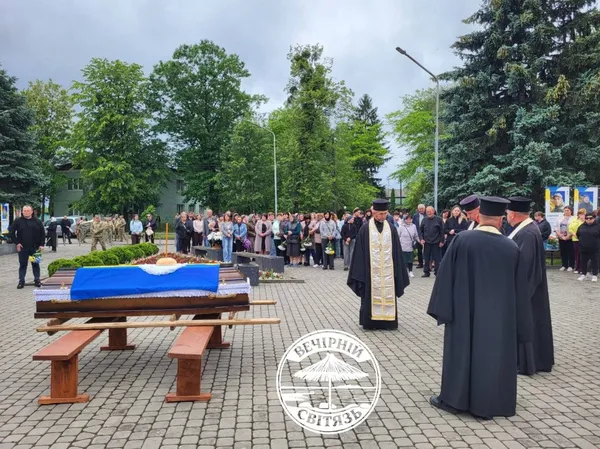 Понад 2 роки вважався зниклим: на Волині попрощалися з воїном Олександром Барилюком (фото)