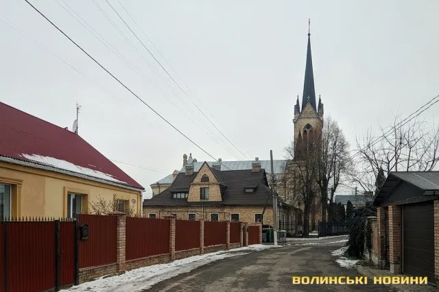 Луцька вулиця імені загадкового народу (фото)