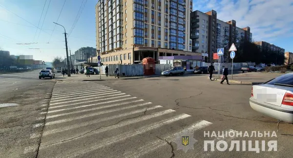 У Луцьку автомобіль збив на «зебрі» пенсіонера