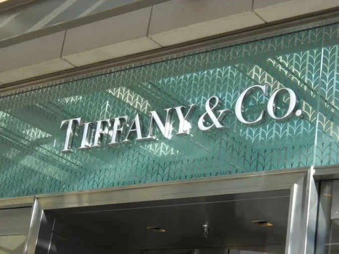 Louis Vuitton купує ювелірний бренд Tiffany