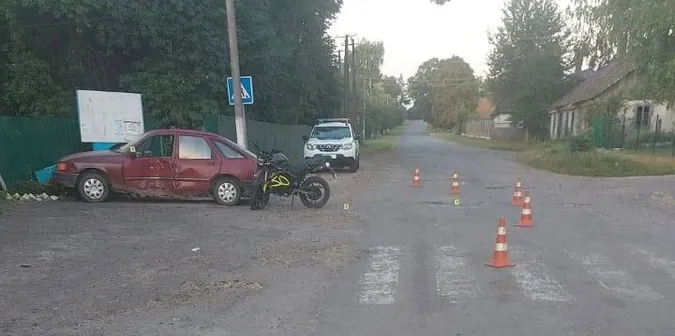 На Волині мотоцикл зіткнувся з легковиком – є травмовані (фото)