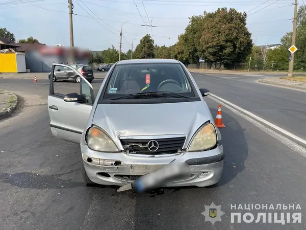 Автівки – вщент, люди – в лікарні: слідчі зʼясовують обставини ДТП біля Луцька (фото)