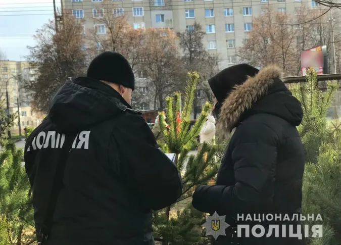 У Луцьку поліція взялася за продавців петард, хлопавок і феєрверків (фото)