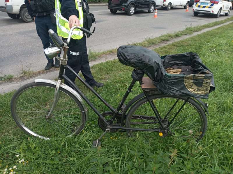 Шукають свідків: у Луцьку в ДТП постраждав 74-річний велосипедист (фото, відео)