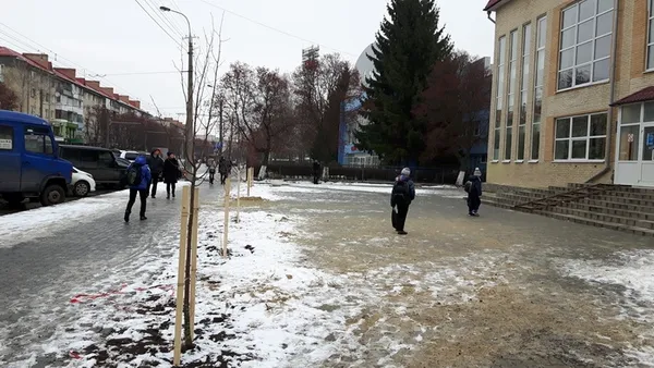 У Луцьку відремонтували центральний басейн (фото)