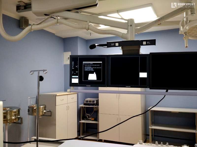 У луцькій лікарні з’явився новий ангіограф для пацієнтів з інфарктом та інсультом (фото)