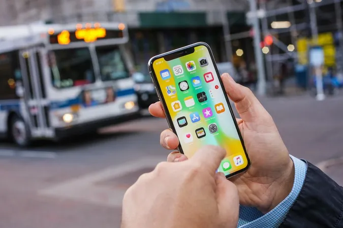 У iPhone X виявили нову проблему з екраном