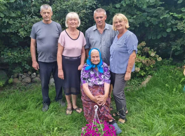 У Колодяжному із днем народження привітали бабусь-довгожительок (фото)