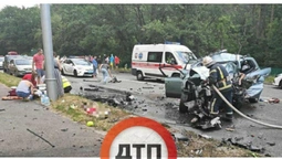 Вкрав «мерседес» і наробив біди: на Київщині в аварії загинули чотири людини (фото)