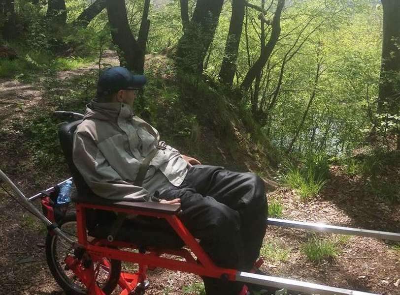 Мандрівний візок із Луцька кличе в подорожі людей із інвалідністю: як це працює