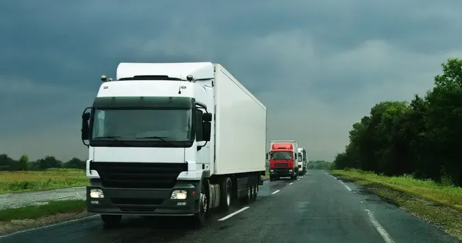 Вантажівки українських перевізників зобов'язали залишити ЄС до 10 липня