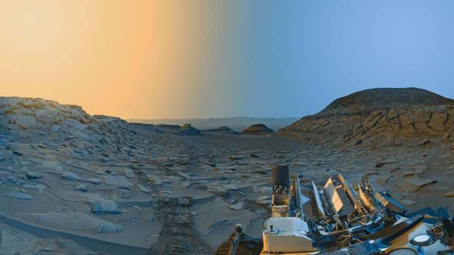 Марсохід Curiosity зробив неймовірні фотографії ранку і дня на планеті (фото)