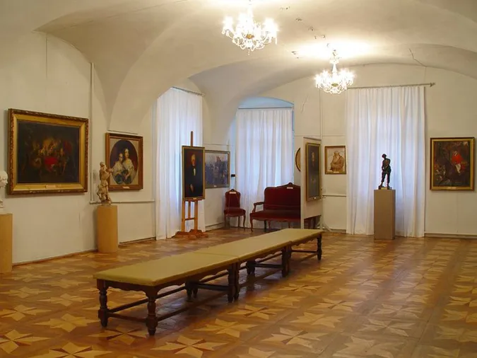 Лучан кличуть провести ніч в музеї
