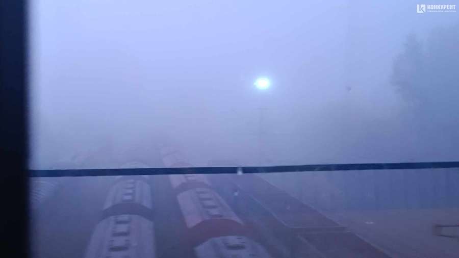 Луцьк огорнув густий туман (фото)