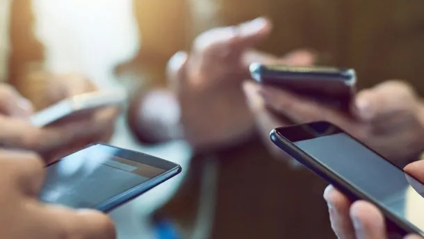Google хоче ввести нові правила для виробників Android-смартфонів