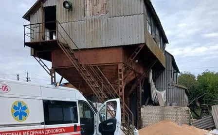 На Ковельщині дитина загинула, впавши в зерносховище (фото)
