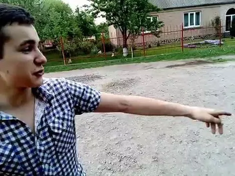Лучан просять впізнати «водія-шмаркача» (відео)