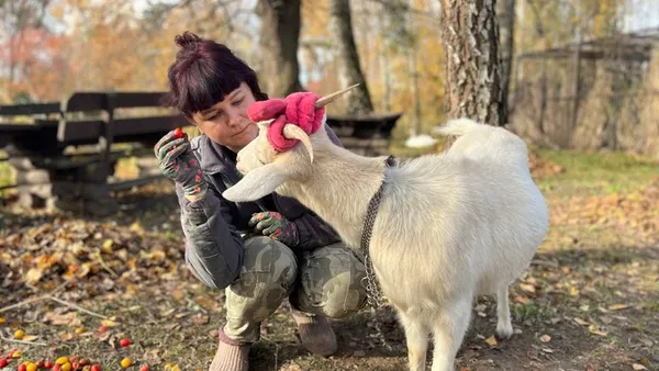 Як Луцький зоопарк готується до зими (фото, відео)