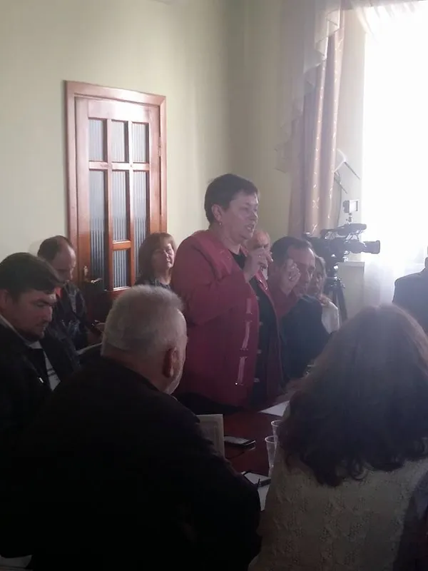 Жителі Рокинь погрожують перекрити дороги через «бардак» зі сміттям