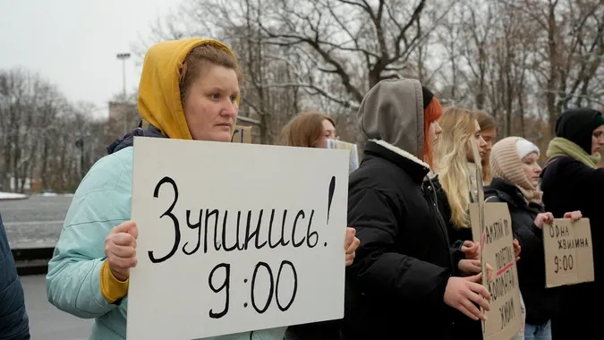 Рада затвердила щоранкову хвилину мовчання: що змінюється