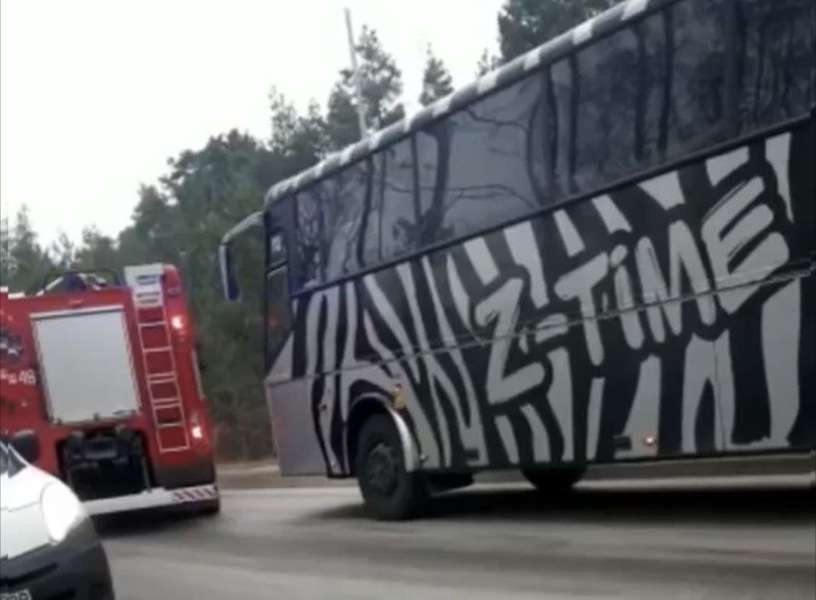 Під Варшавою загорівся автобус з волинянами (відео)
