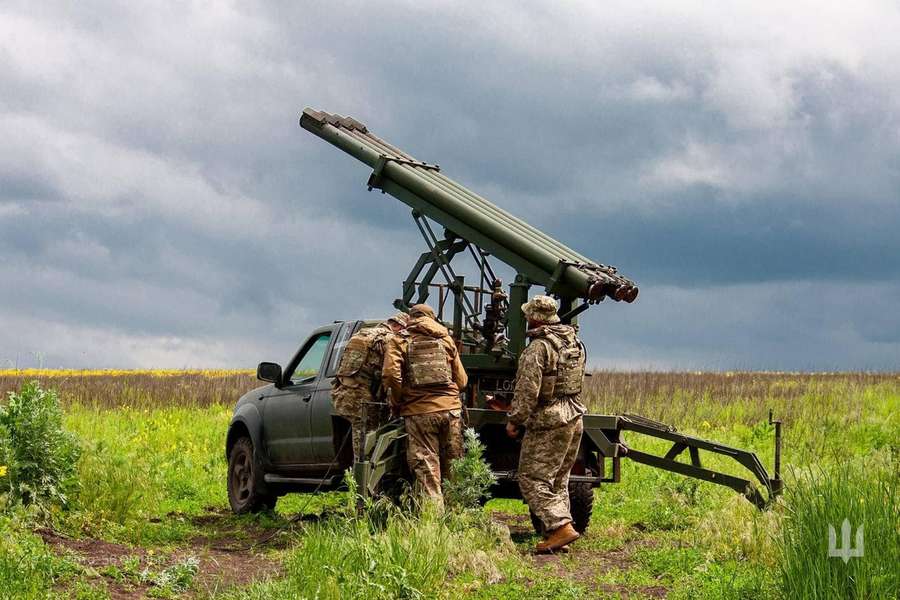 «Кошмаромобіль»: українські військові показали нову міні-РСЗВ (фото)