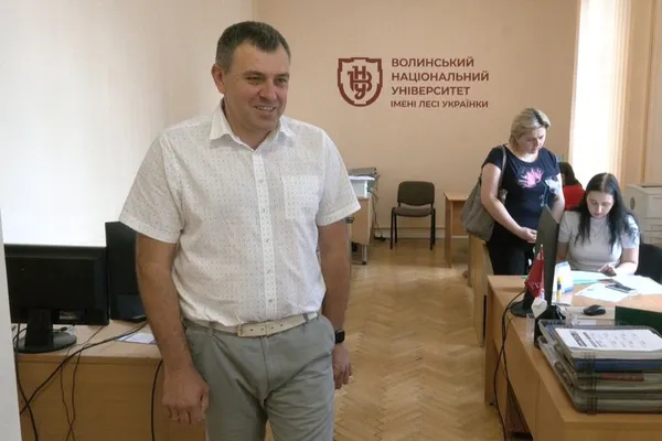 На Волині триває подача заяв через електронні кабінети на вступ до університетів (фото, відео)