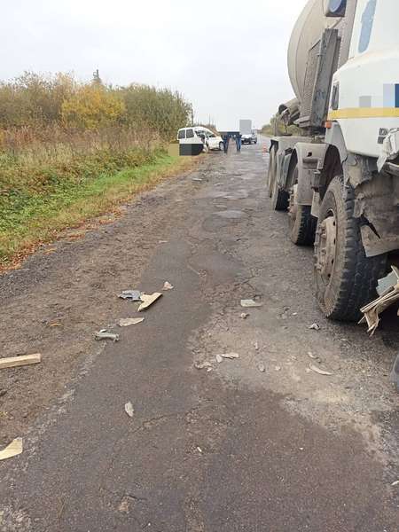 На Волині зіткнулися легковик і вантажівка – загинув 52-річний пасажир (фото)