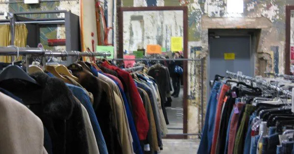 В Україні хочуть заборонити ввозити секонд-хенд