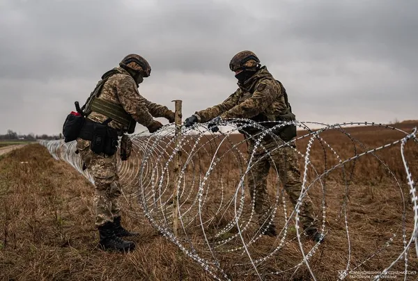 На Рівненщині зміцнюють оборонні позиції (фото)