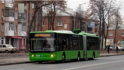 «Тролейбусний скрипаль» у Харкові: поліція відкрила кримінальне провадження (відео)