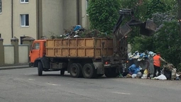 Лучанам бракує сміттєвих контейнерів (фото)