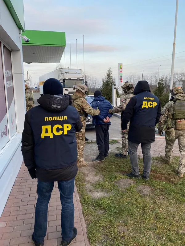 Вимагав 59 тисяч доларів: волинянину «світить» до семи років тюрми (фото)