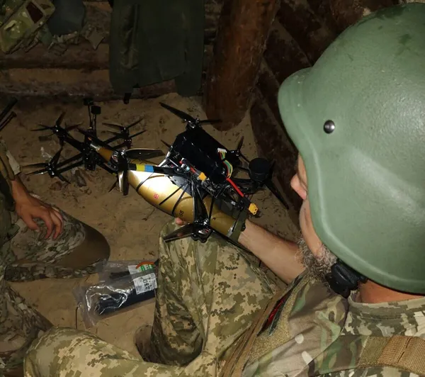 Як волинський екіпаж FPV-дронів доставляє «делікатеси» для орків (репортаж)