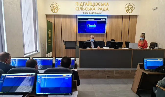 Депутати Підгайцівської сільради просять Раду заборонити УПЦ МП (відео)
