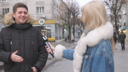 «Нехай окупанти вмруть, а Україна переможе!»: новорічні побажання від лучан (відео)