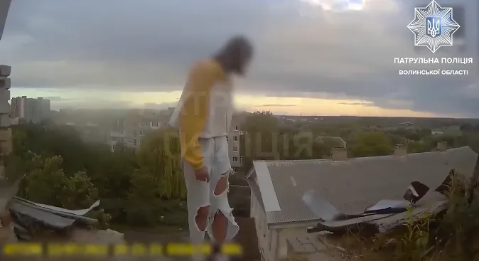 У Луцьку патрульні врятували від самогубства 15-річну дівчину (відео)
