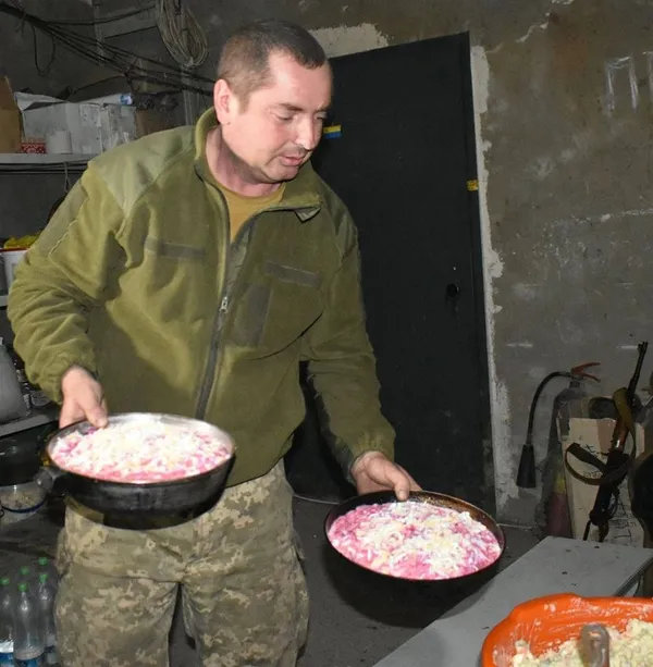 Показали, як українські бійці зустріли 2018 рік (фото)