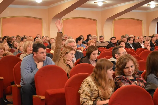 Рука, яка була «проти»