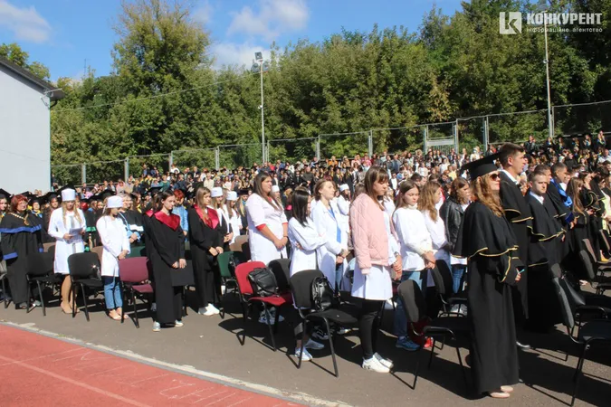 У Луцьку першокурсників ВНУ посвятили в студенти (фото)
