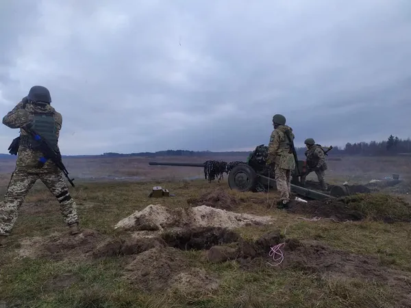 Артилеристи Волинської бригади тероборони показали, як вчаться нищити ворога (фото, відео)