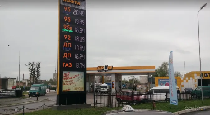 У Луцьку на БРСМ чоловік викрав автівку і там же продав її