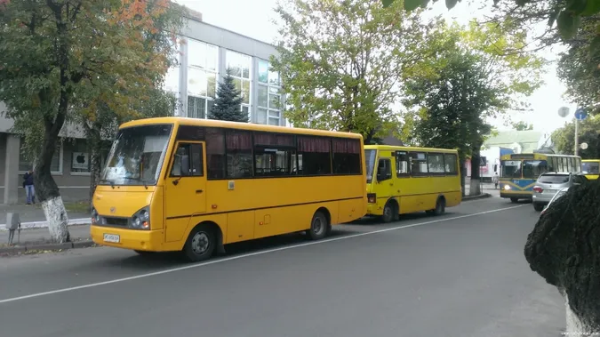Лучани скаржаться на водіїв маршруток
